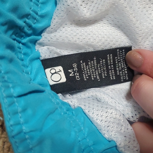 Medium OP swim trunks with mesh lining & velcro side pocket excellent condition! - Picture 4 of 4